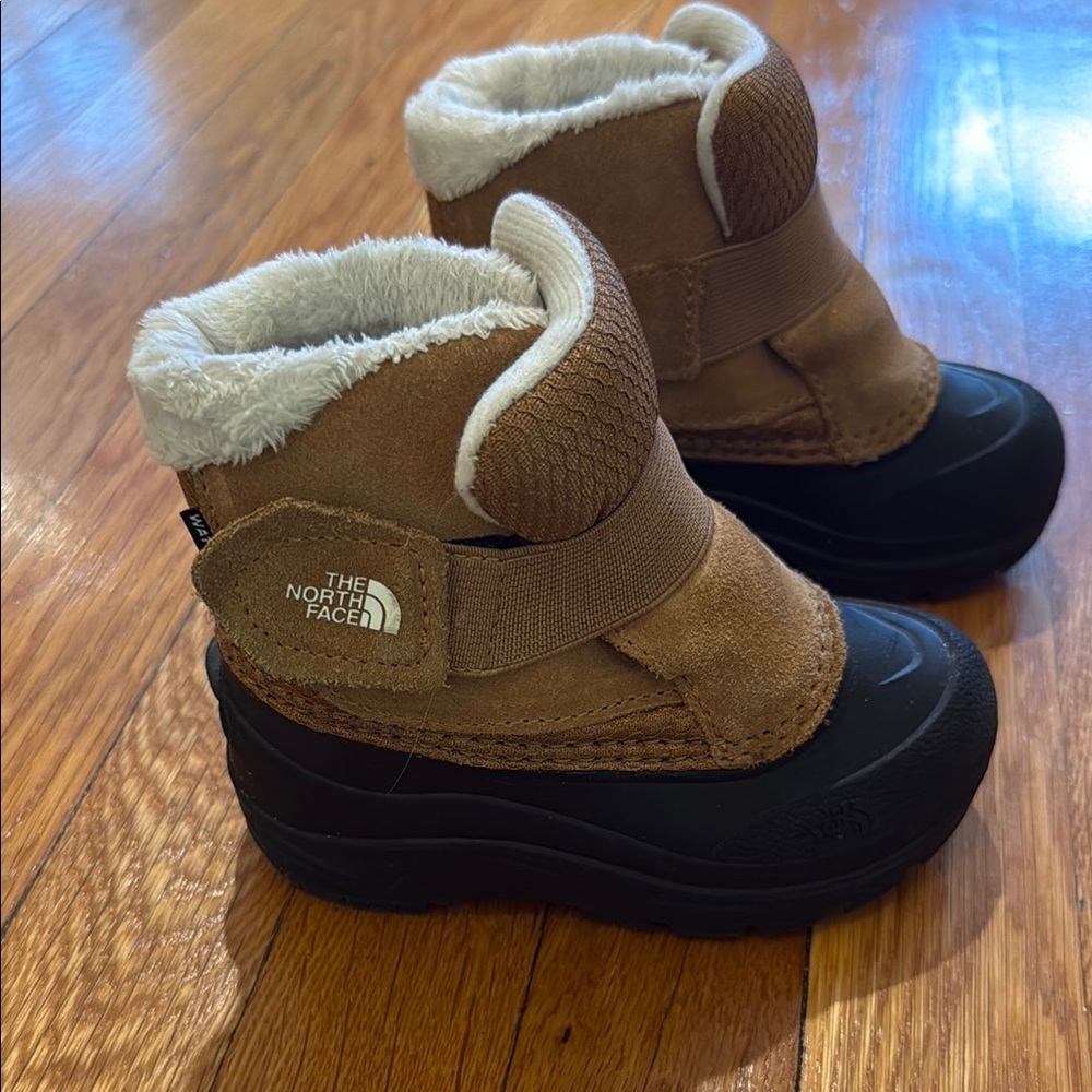 The North Face Kids Brown Winter Boots with Faux Fur